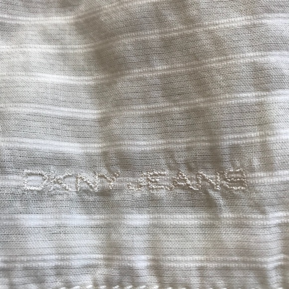 🌸 DKNY Off White Loose Fitting Blouse - Picture 6 of 8